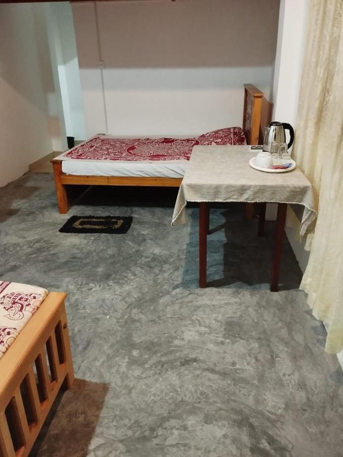 Kalawana Sunil'S Homestay Sinharaja מראה חיצוני תמונה