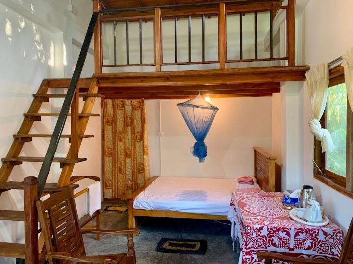 Kalawana Sunil'S Homestay Sinharaja חדר תמונה